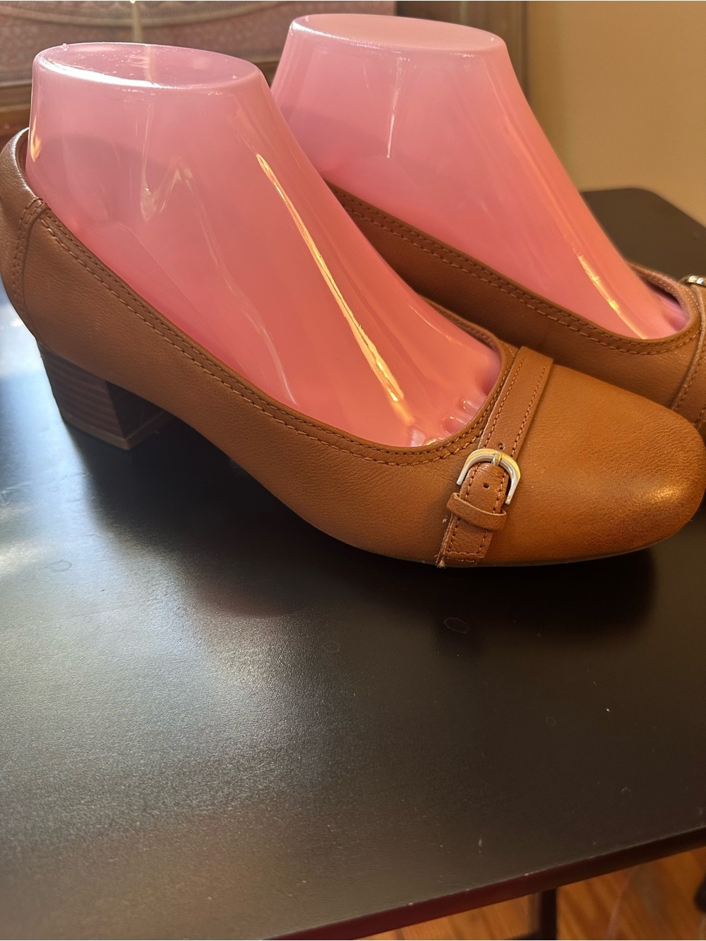 Clarks Marilyn Nora Tan Leather Block Heel Pumps Size 7.5 M - Picture 4 of 12